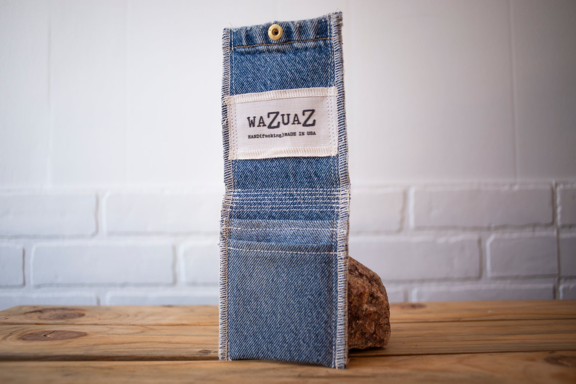 Wallet (one-of): I